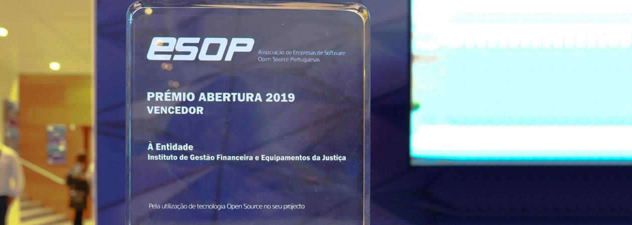 Troféu Prémio Abertura Vencedor